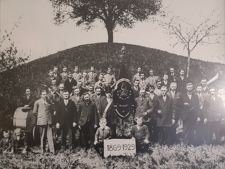 Jubileum Fanfare 1929 foto bij Koppelberg