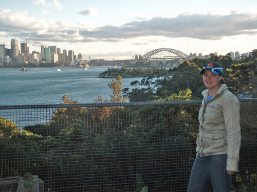 Marie Thrse in Sydney met op achtergrond centrum, harborbridge is duidelijk te zien.