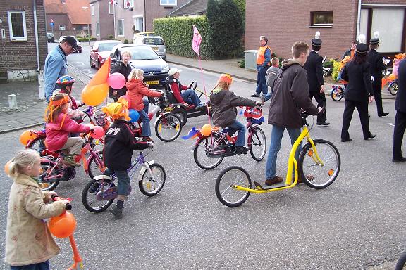 Koninginnedag Dieteren 2006