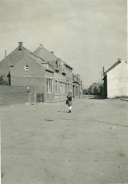 Kerkstraat in noordelijke richting vanaf kerk.