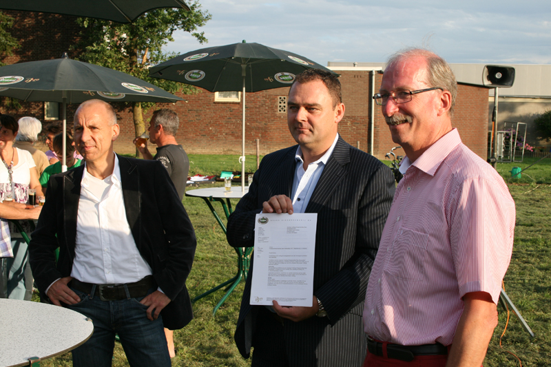 Ondertekening contract Brand en Jonk Vleisj