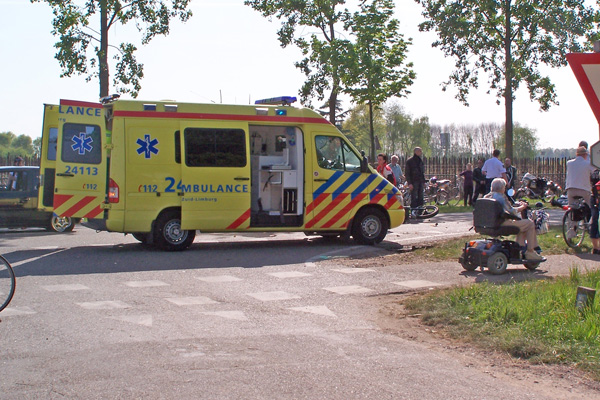 Ambulance bleef lang ter plaatse