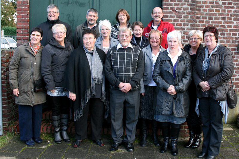 Groepsfoto reunie 2010 1ste klas Lagere School uit 1957