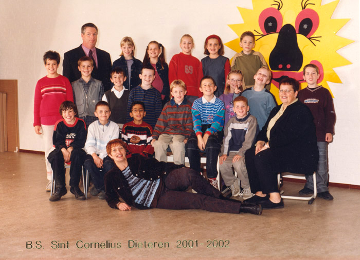 Klassefoto 2001/2002 groep 5 en 6