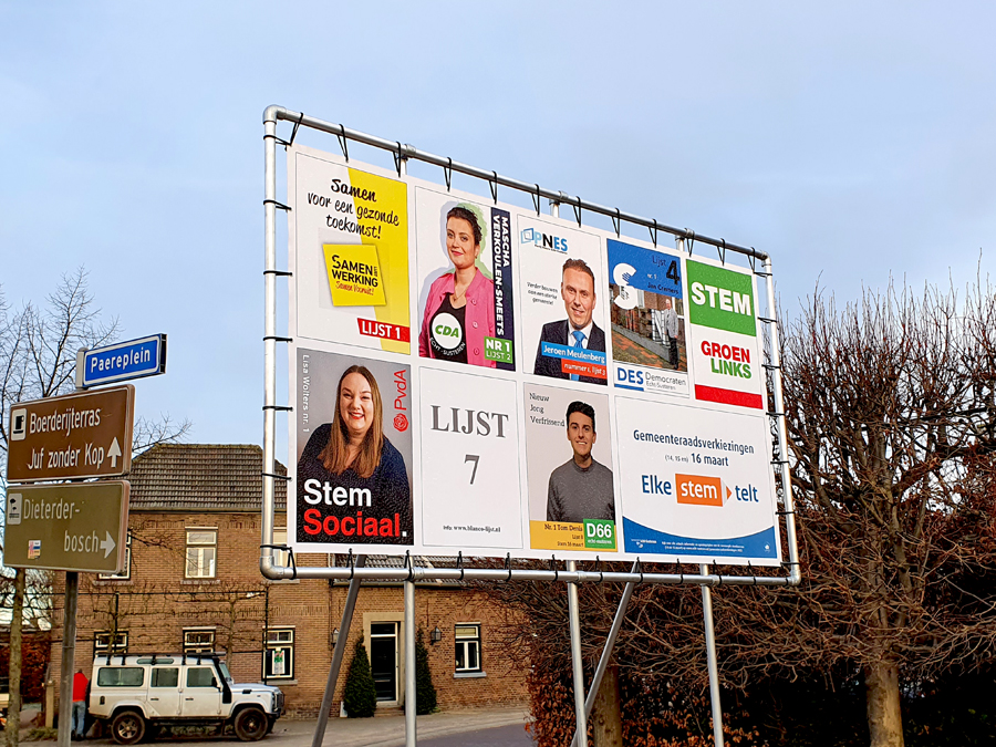 Verkiezingsbord in Deetere